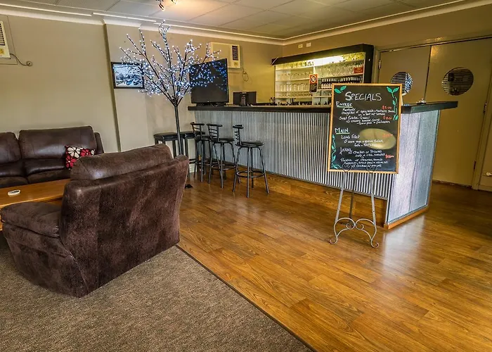 Casino Motor Inn