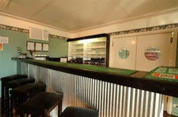 Motor Motel 3*